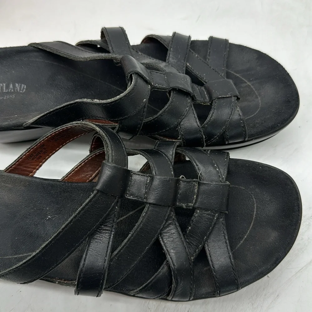 Eastland Black Strappy Slip On Sandals Size 10 BSN5069E